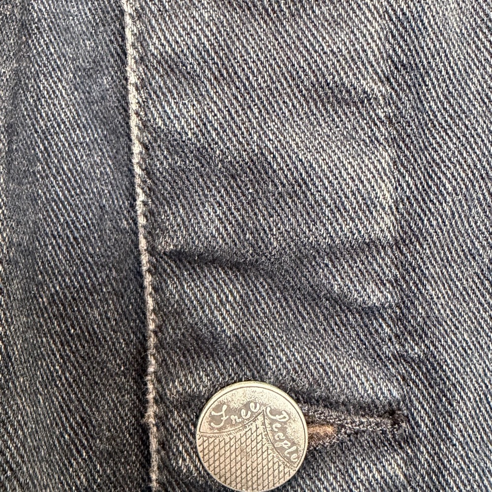 Free People distressed Black Jean Jacket with charcoal Sleeves - Picture 3 of 10